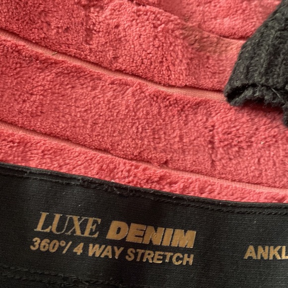 Black with Beading on ankle fit more like a capri - Picture 3 of 4